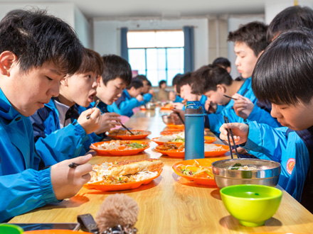 永寿学生用餐