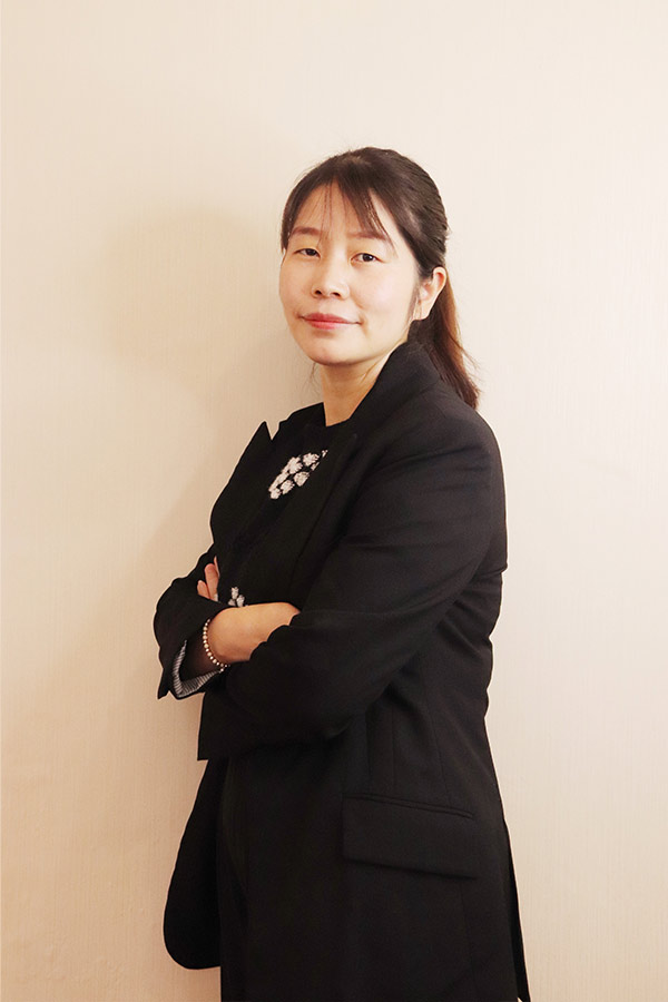永寿吕瑶 本科学历,毕业于陕西师范大学