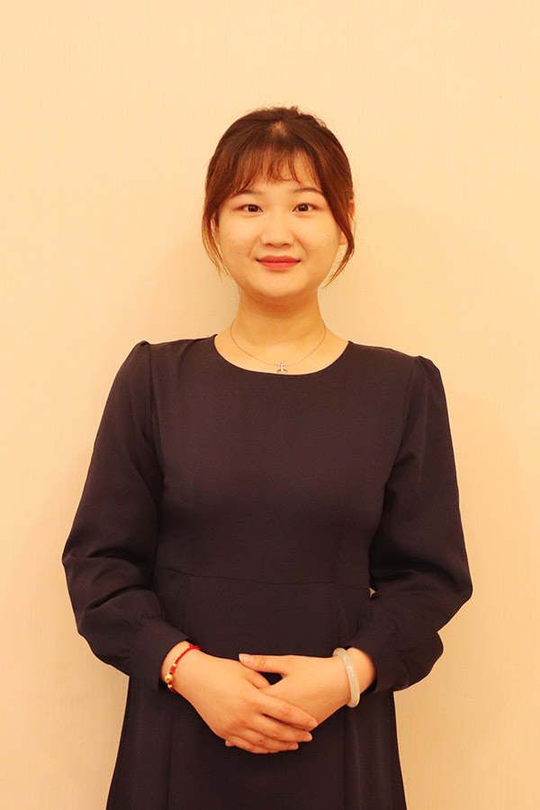 永寿文哲 本科学历，优秀班主任